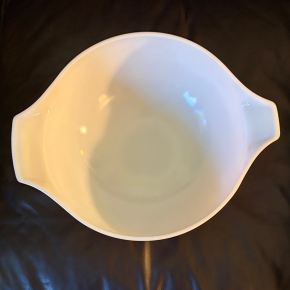 Vintage Pyrex Butterfly Gold Cinderella nesting bowl #444. - Picture 3 of 3